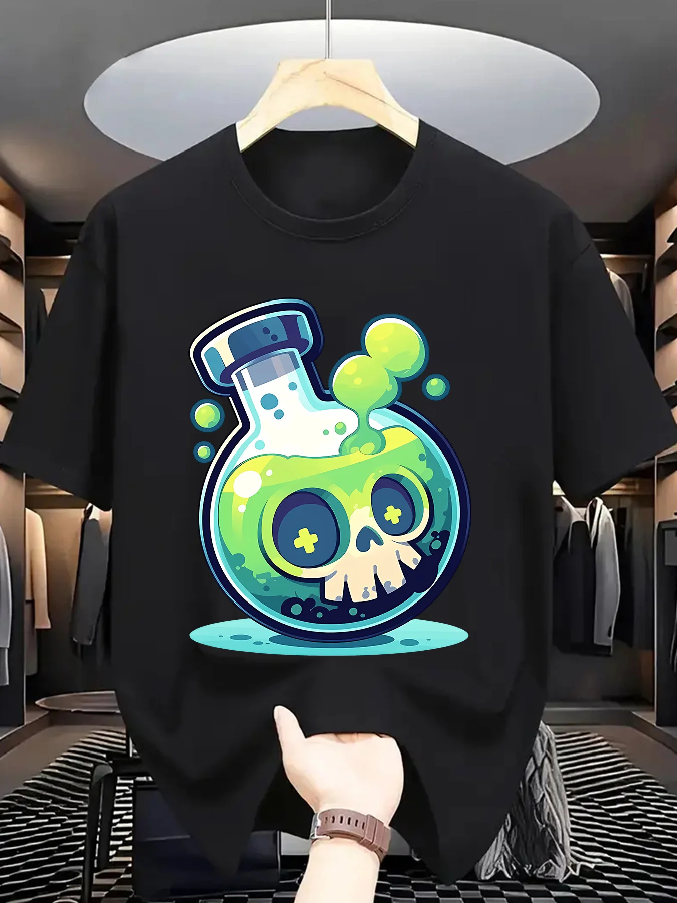 The fluorescent-colored skull bottle-print short-sleeved shirt is an ideal choice for those who seek a unique style.