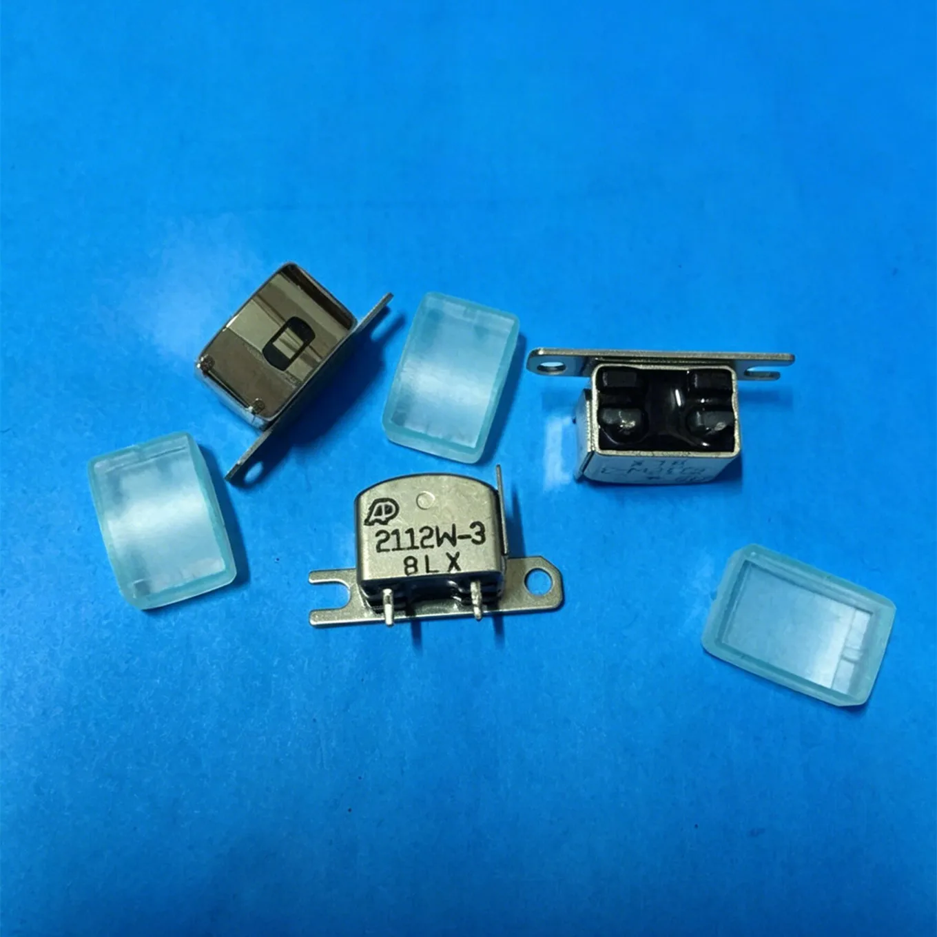 Hot spot audio recorder single channel universal magnetic head 2pin frame 280R tourist core magnetic head switch AP2112W-3