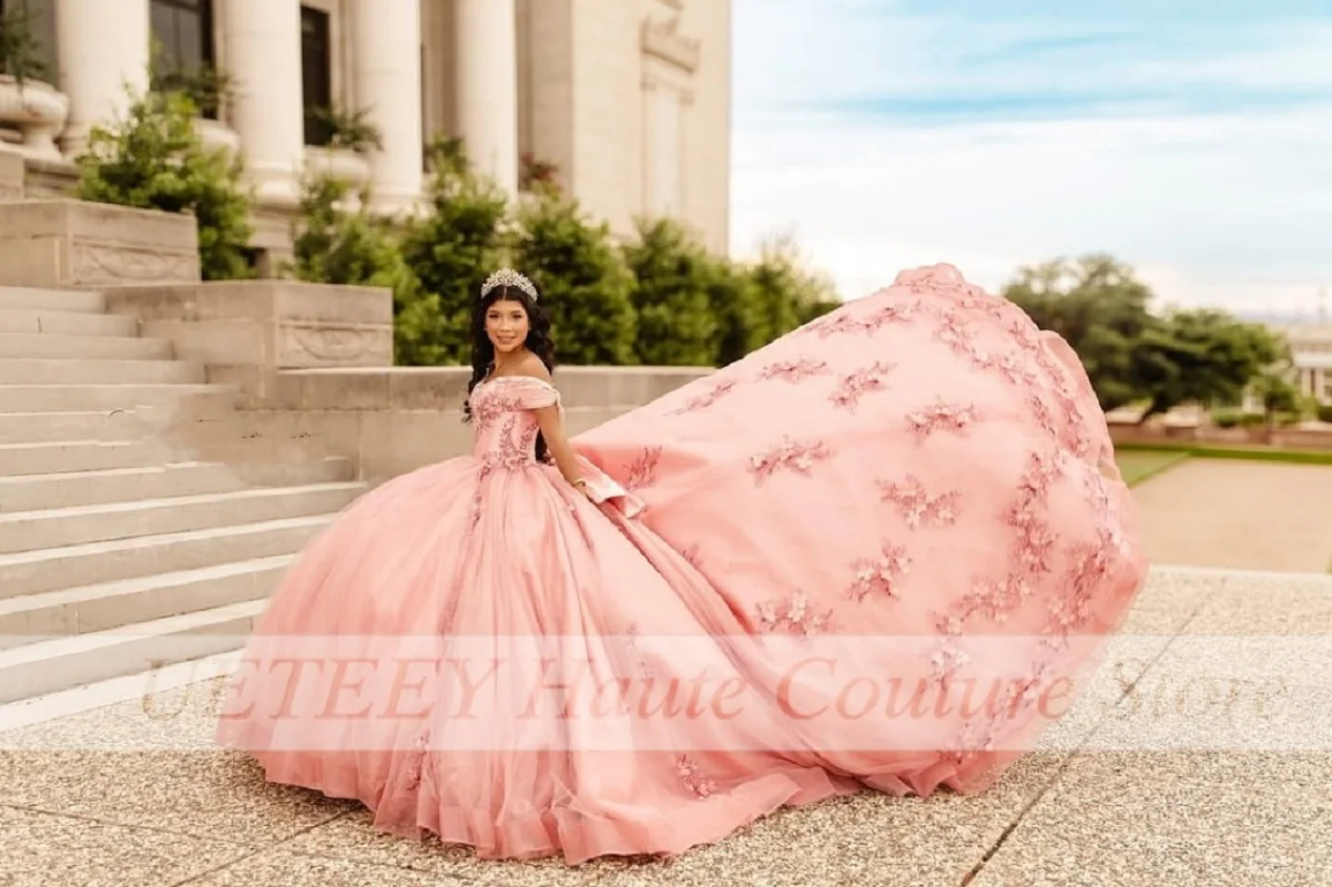 

Роскошное розовое платье Quinceanera с кружевными аппликациями и бисером с открытыми плечами, бальные платья принцессы, платья для дня рождения по индивидуальному заказу