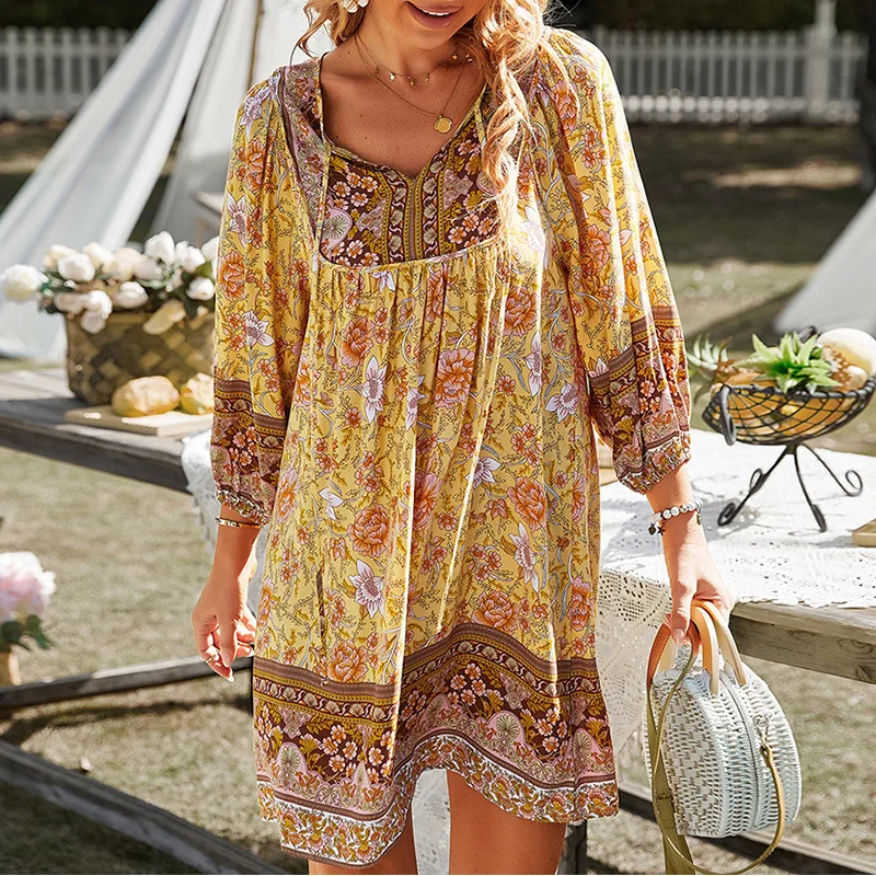 Mini abito estivo da donna Boho Sexy scollo a V manica corta stampato floreale vestito estivo da spiaggia Abiti casual eleganti vintage bohémien