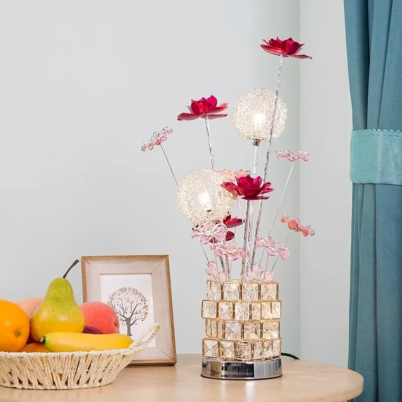 

Decorative table lamp Bedroom bedside lamp Modern ple Nordic living room pastoral table lamp