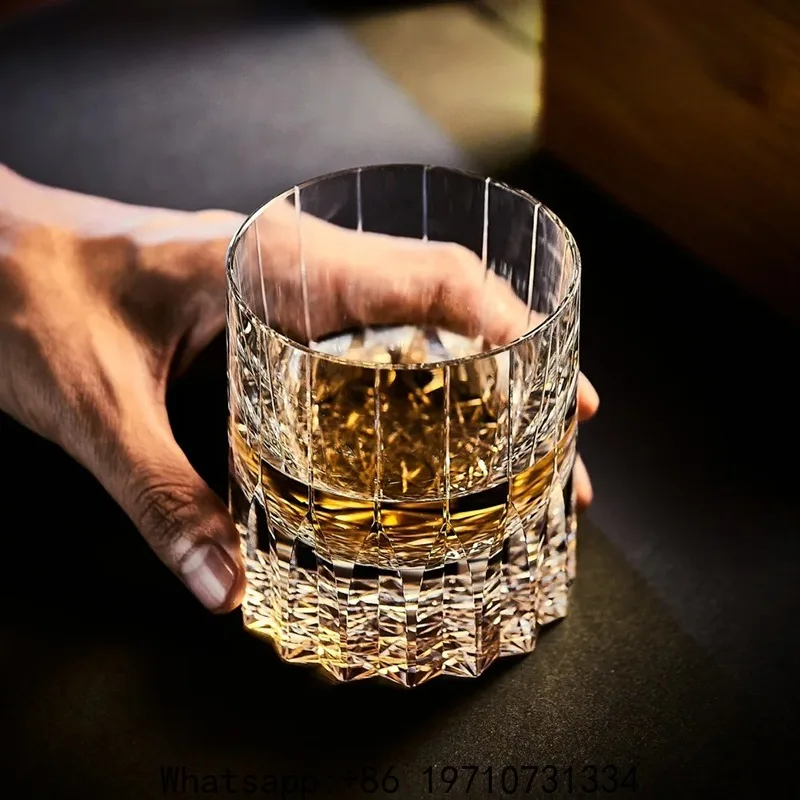Handcrafted K9 Crystal Whiskey Glass – Lead-Free Japanese Cut Glass, Starburst Cut Pattern, Luxury Rocks Tumbler with Gift Box