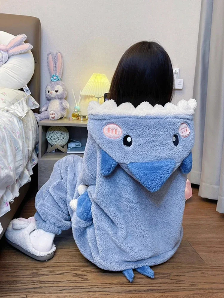 Vêtements de nuit à capuche de dessin animé mignon requin pour femmes, combinaison Pijama, ensemble de vêtements de détente de