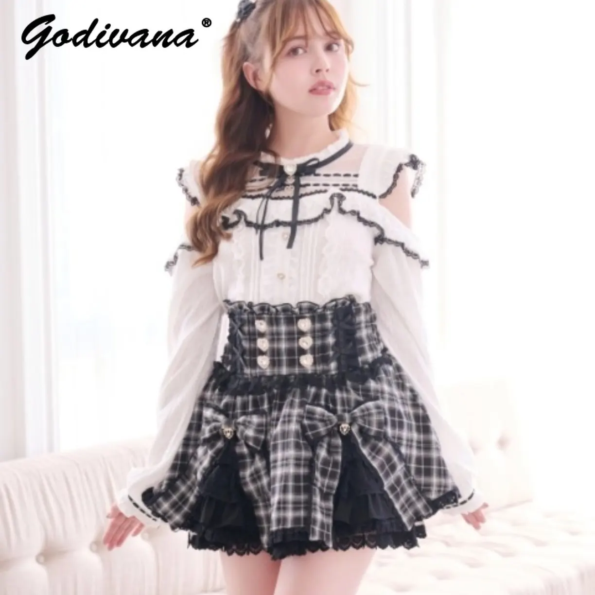 

2026 New Spring Japanese Liz Sweet Girls Rhinestone Heart Buckle Double Bow Lace Patchwork Skirt Women's Lolita Short Skirts