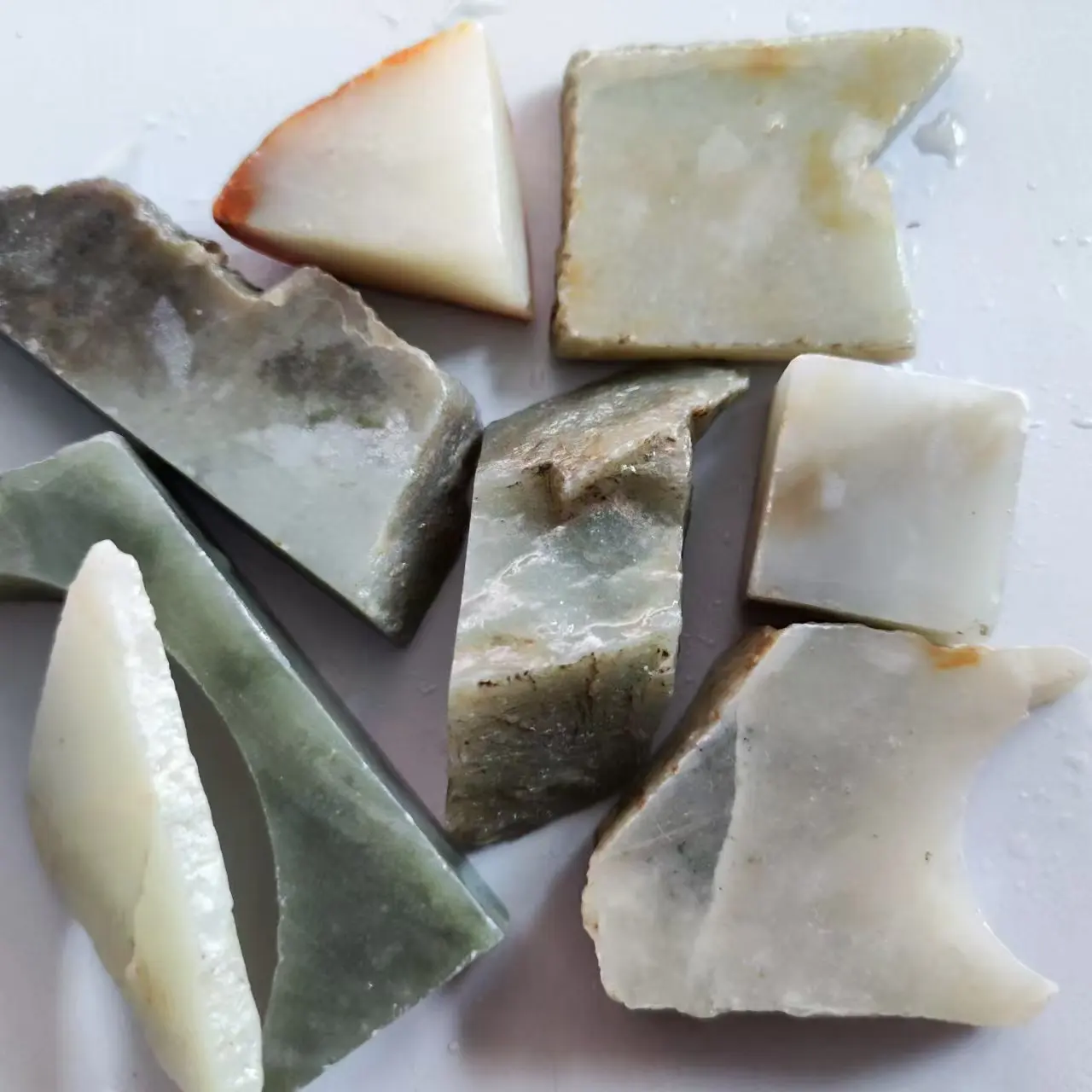 Natural Hetian Jade Real Nephrite Jade Stone Mineral Specimen Healing Home Decoration Stone Carving Practiced Hand Beginner