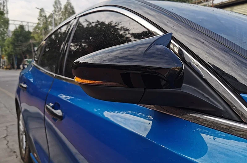 For Ford Focus 2019 2020 MK4 Carbon Fiber look gloss black rearview side exterior mirror Cover caps Car Accessories Style