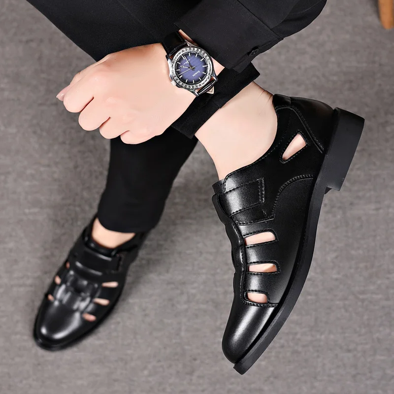 

Fashion Business PU Sandals Men Breathable Comfortable Closed-toe Shoes Outwear Beachwear Hollow Leather Shoes Autumn
