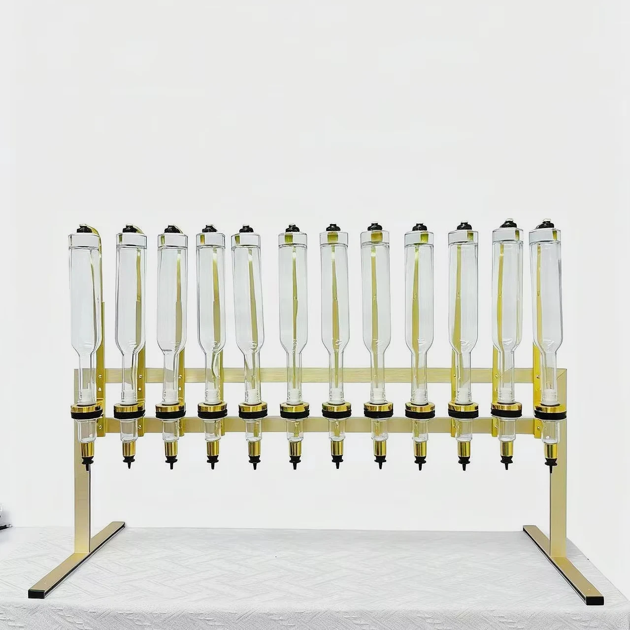 Customizable Gold New Design Table Metal Stand Personalization Original Scent Bar Experience 6/8/12 Heads 375/500ml