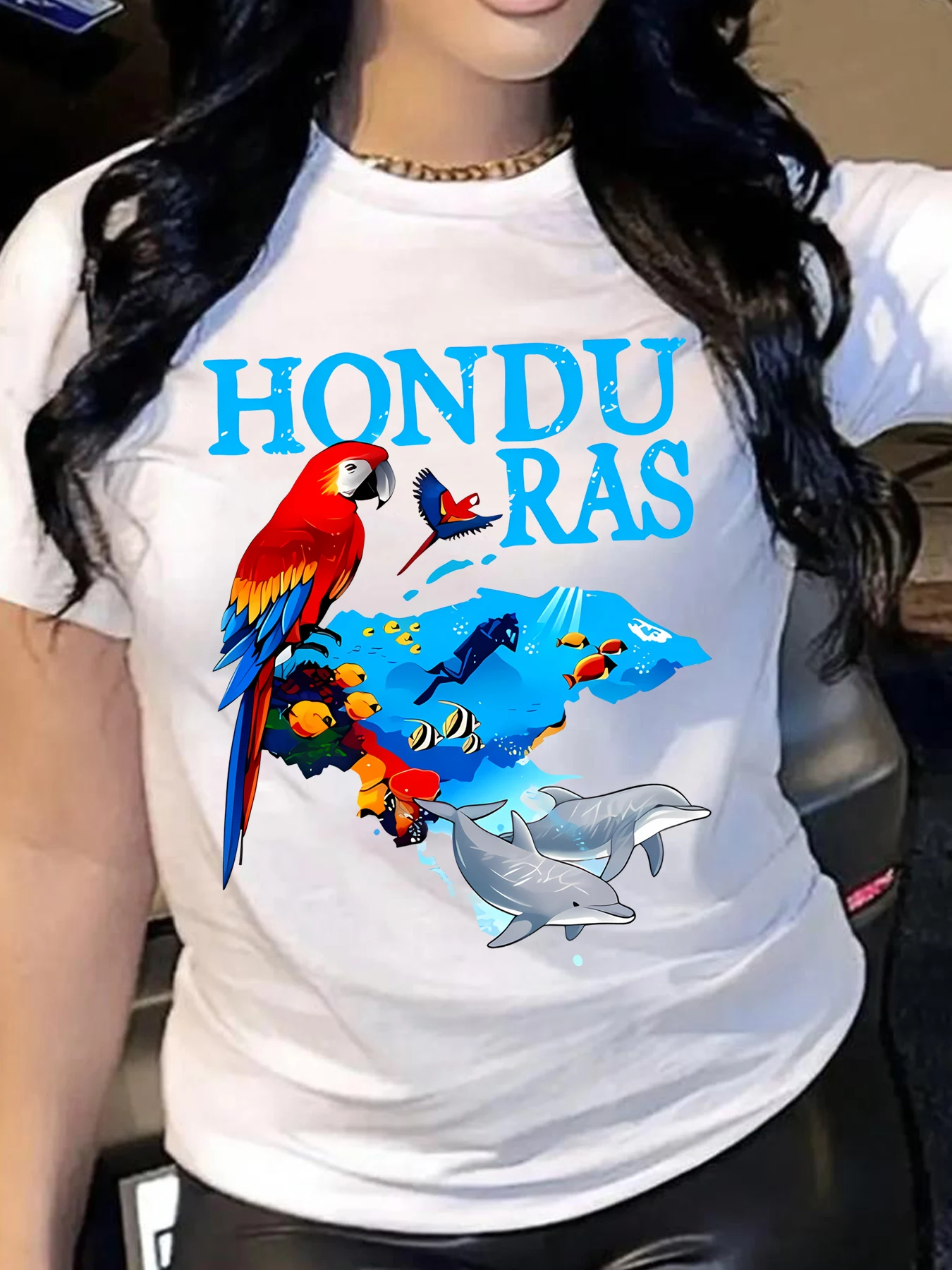 

Parrot dolphin Plus size women's round neck short sleeve T-shirt with elastic half sleeves and trendy prints