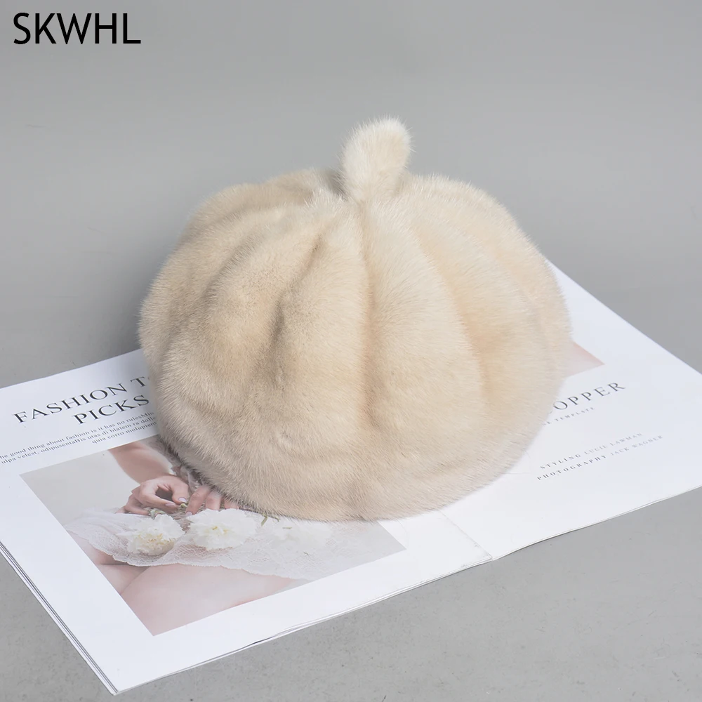 

2024 New Fashion Ladies Pumpkin Genuine Mink Fur Beanies Hat Full Pelt Luxurious Women Real Mink Fur Hats Winter Warm Fur Caps