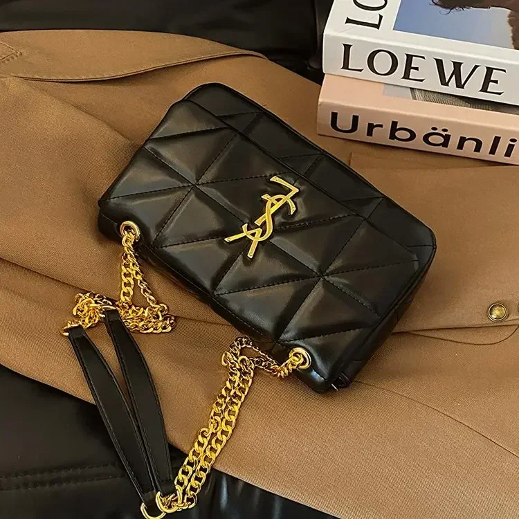 Premium 2025! Tas Selempang Modern dengan Rantai Berlian |   Tas Selempang Kotak Kecil Serbaguna Wanita Untuk Perjalanan