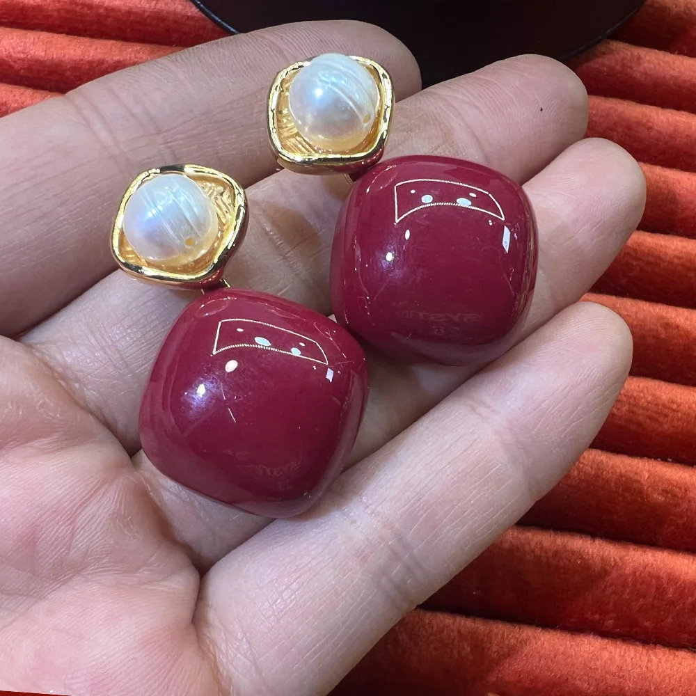 French red autumn and winter square water drop vintage retro elegant high sense new versatile S925 earrings women