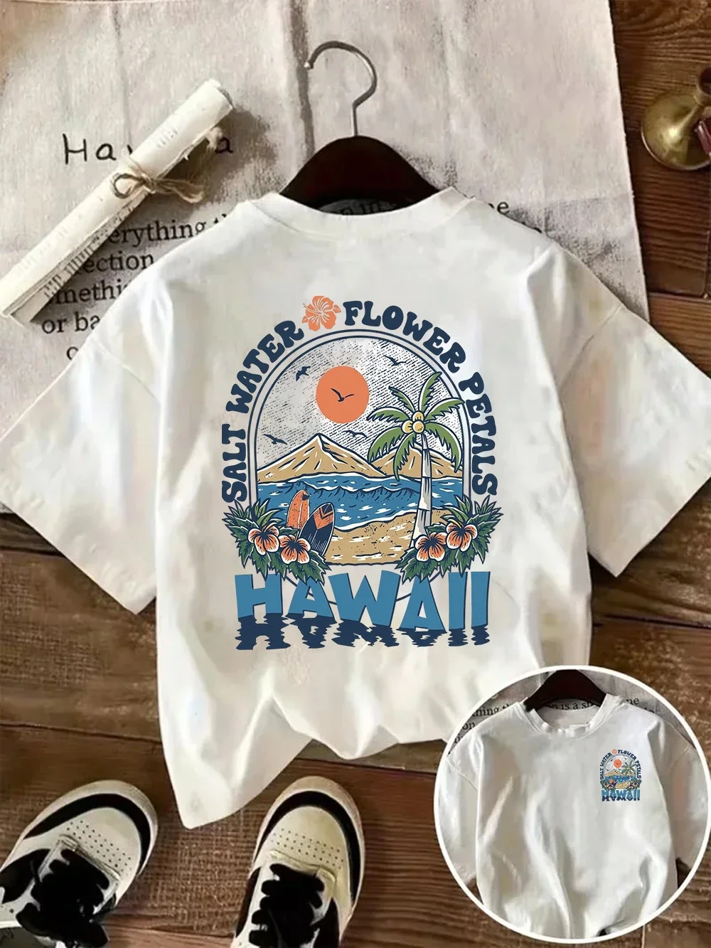 Hawaii Salt Water Flower Petals Graphic Tee Summer Beach Vacation T-shirt Tropical Island Style Casual Short Sleeve Top