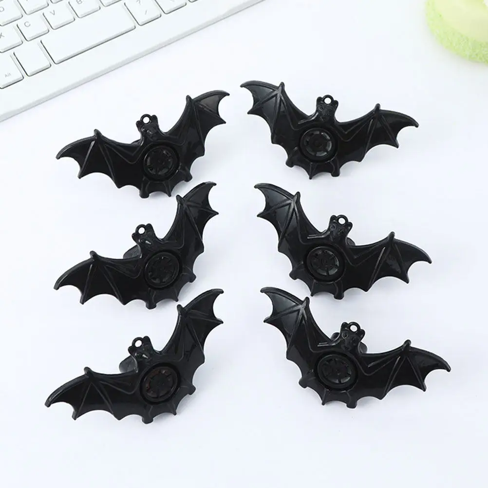 

20Pcs Spider Bat Whistle Halloween Party Noise Maker Cheer Prop Kids Bat Shape Whistle Cute Halloween Party Whistles