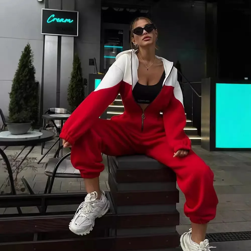 

Универсальный комбинезон в стиле Athleisure с цветовыми блоками для женщин: свободный, дышащий, с широкими штанинами, в расслабленном уличном стиле, с деталями, в виде комбинезона-оверсайз.