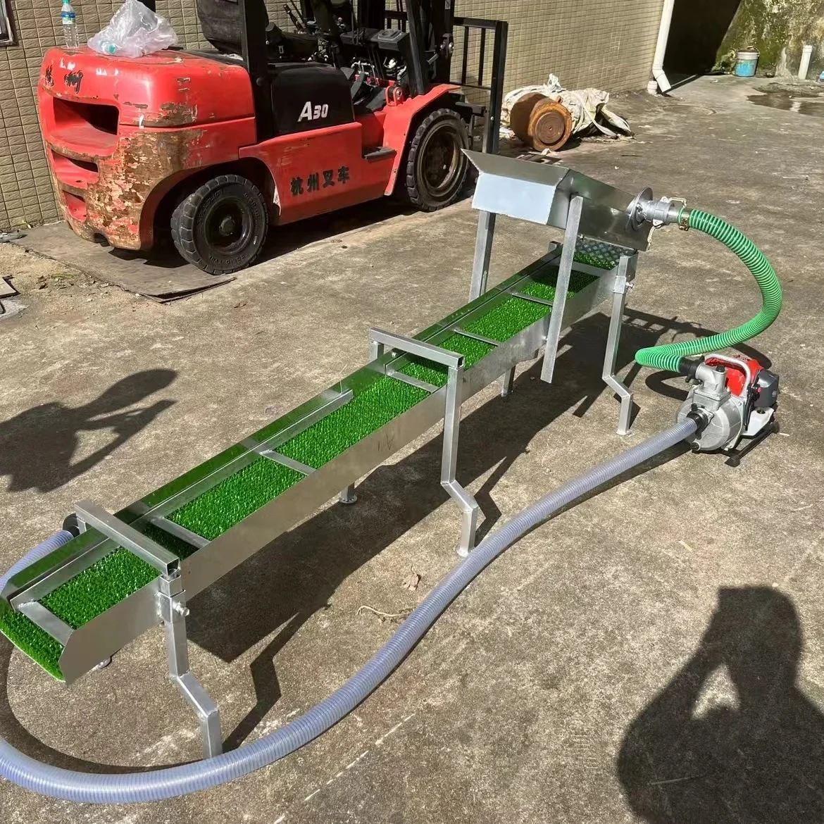 JXSC Portable Alluvial  Gold Sluice Box Gold Mining Machine Automatic Powered Gold Panning Chute