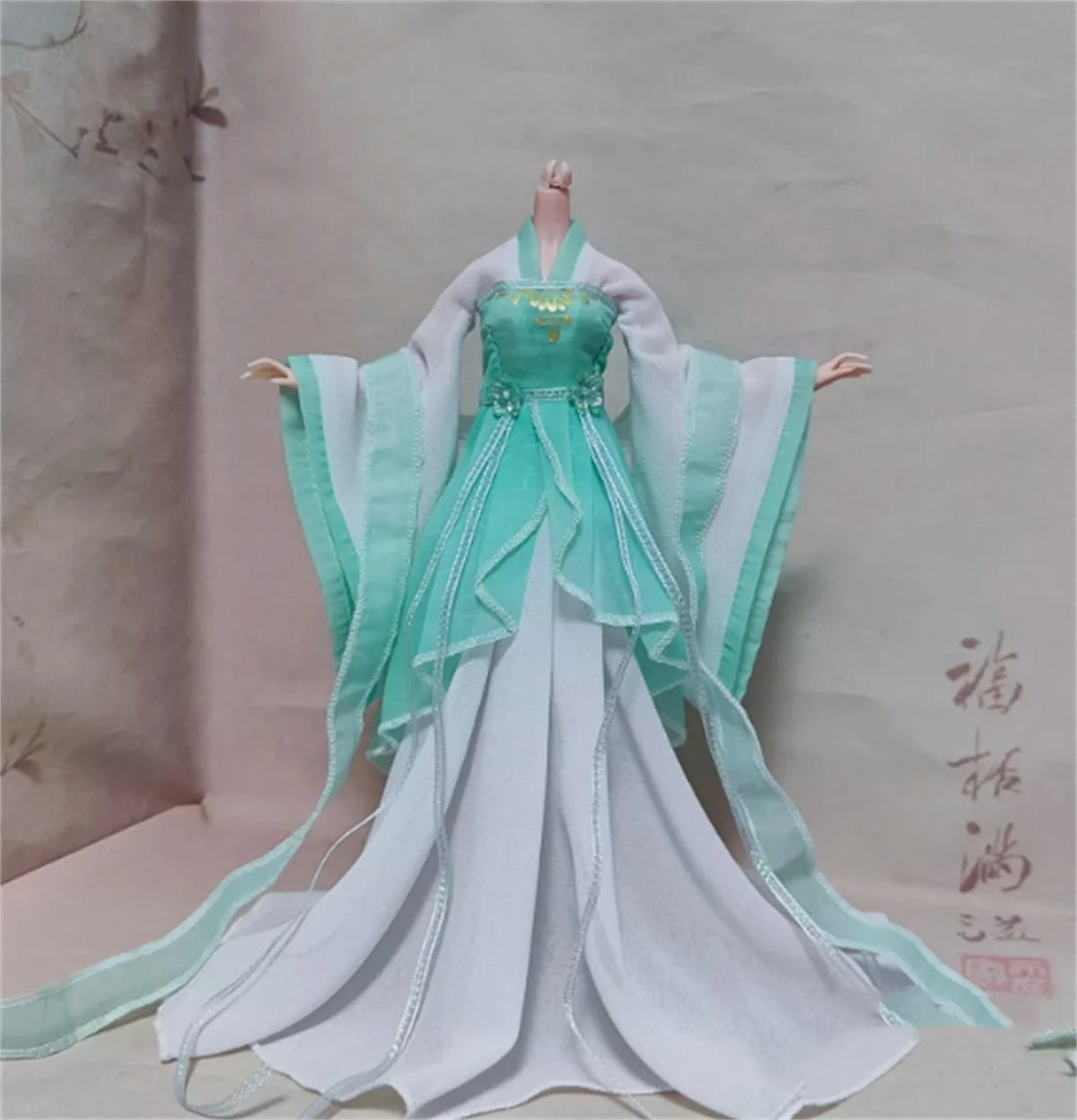 

Green Purple Long Dress 1/6 Scale Female Hanfu Chinese Outfit Ancient Skirt Clothes Model Fit Soldier Action Figure Body Toys