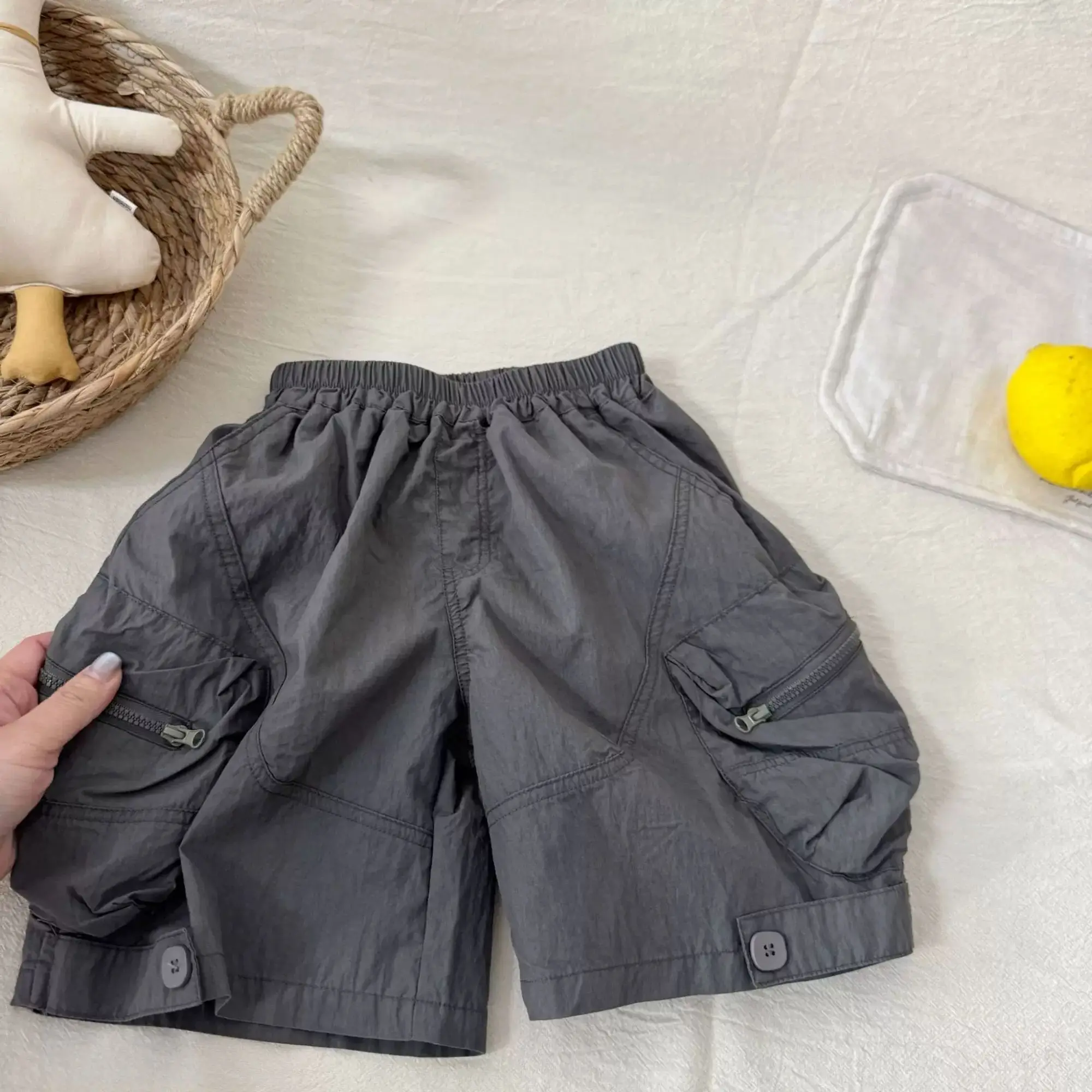 Kids Shorts 2026 Summer New Boys Girls Solid Pocket Cargo Pants Baby Japanese Trendy Cool Five Point Pants Thin