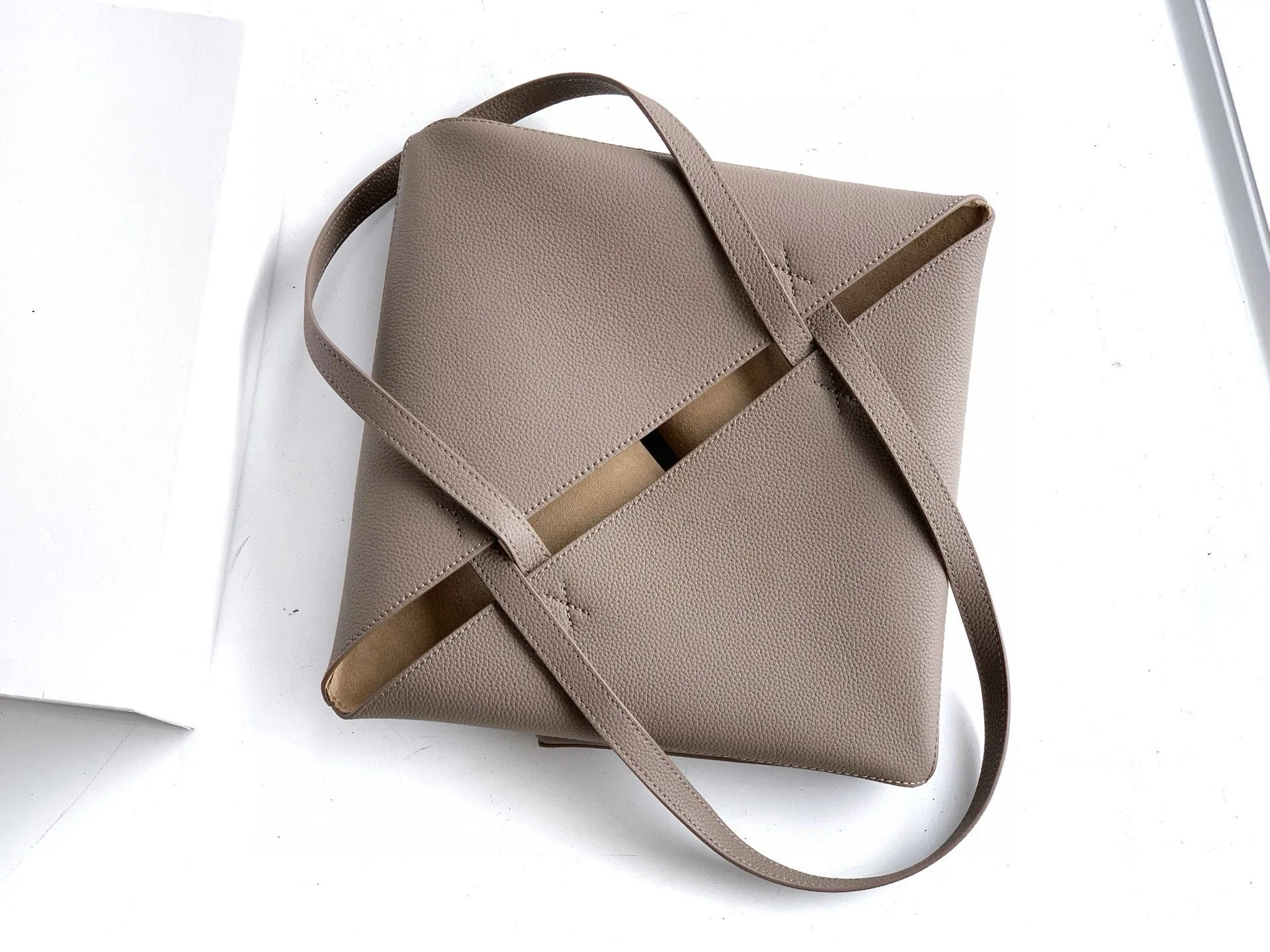 

25. Новая складная сумка-тоут с геометрическим рисунком, сумка через плечо, большая вместительная повседневная универсальная модная сумка для воды, ведро для воды Ba