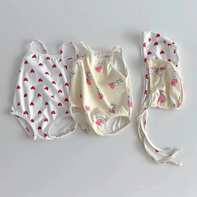 

2025 Summer Baby Swimwear 0-3Years Newborn Girl Sleeveless Heart Print Swimsuit Cartoon Rabbit Beachwear Bathing Suit with Hat