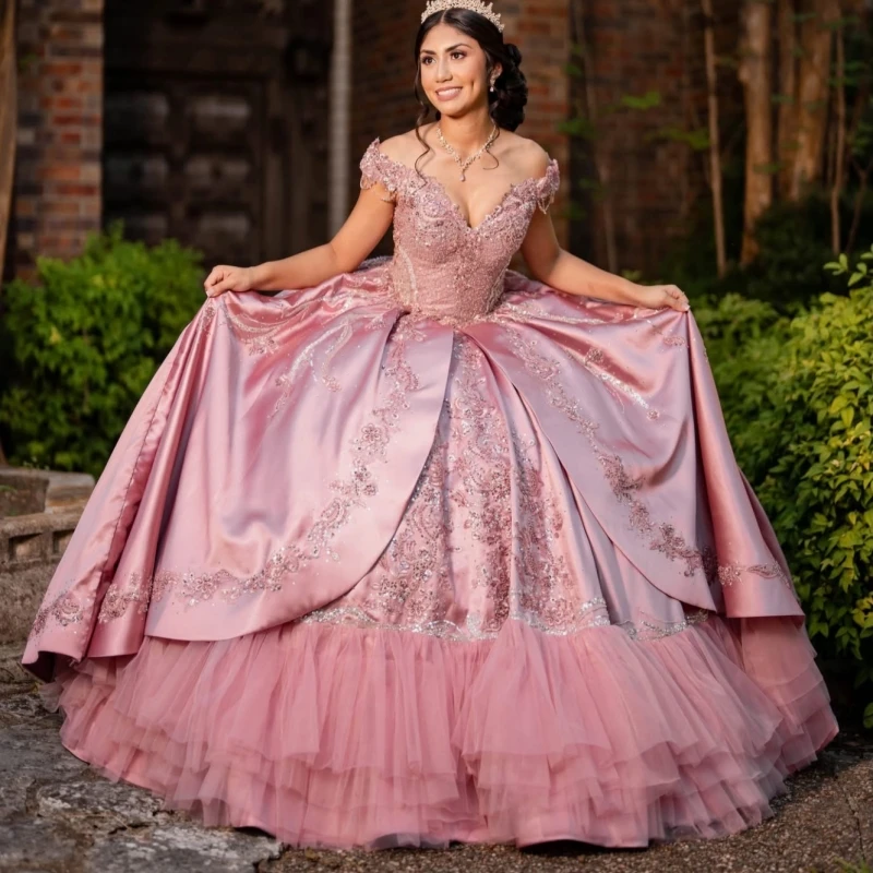

Pink Shiny Quinceanera Dresses Ball Gown Off The Shoulder Applique Lace Beading Crystal Tiered Tull Corset Party Birthday Sweet