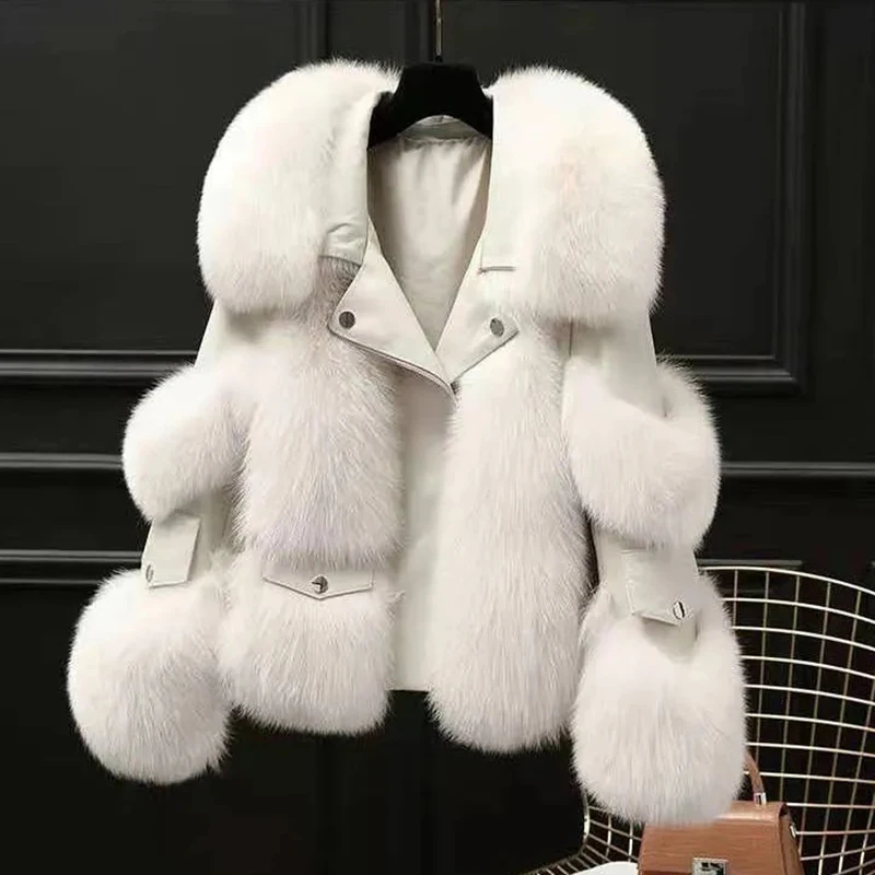 Fashion New 2023 Explosions On The Top Grade Temperament Coat Female Winter Warm Foreign Style Young Fur Coat Female Tid