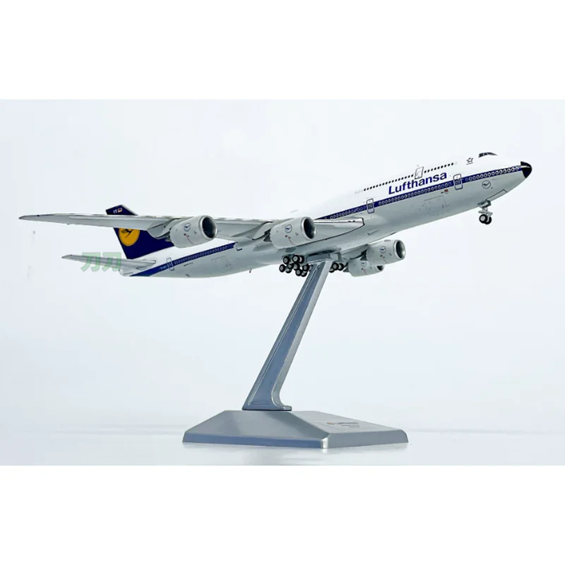 yy-modello-in-scala-1-400-della-boeing-747-8-della-lufthansa-airlines-codice-d-abyt-realizzato-in-lega-pressofusa-oggetto-da-collezione-e-elemento-decorativo