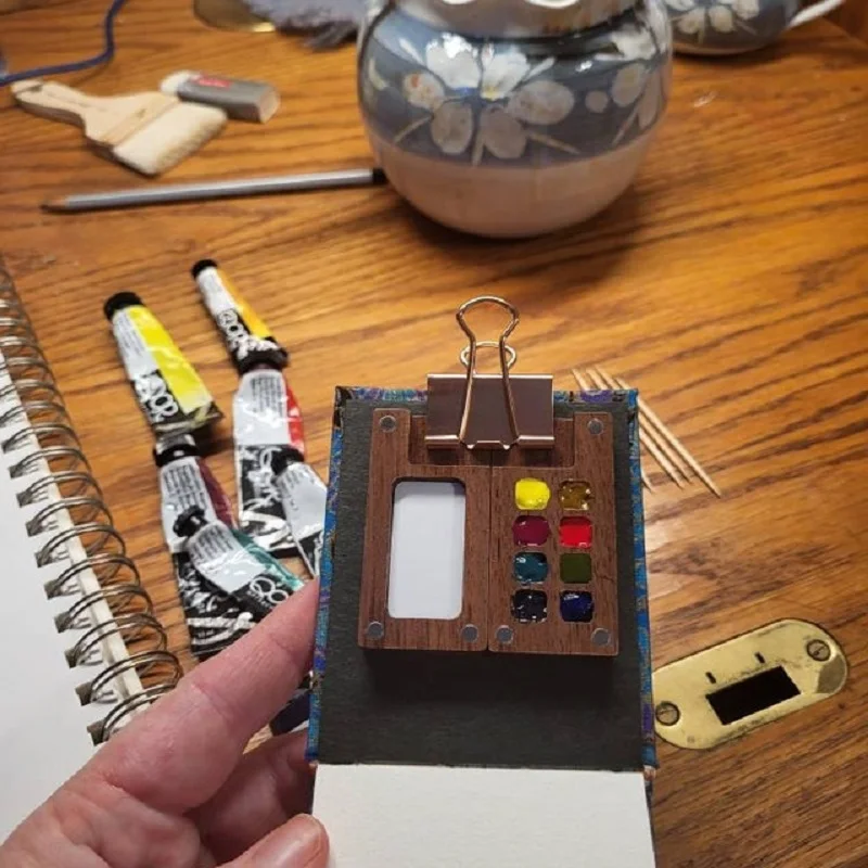 

Portable Travel Wooden Handmade 8 Grid 0.5ml Watercolor Paint Palette Oil Paints Tray Box Empty Box Mini Black Walnut Paint Box