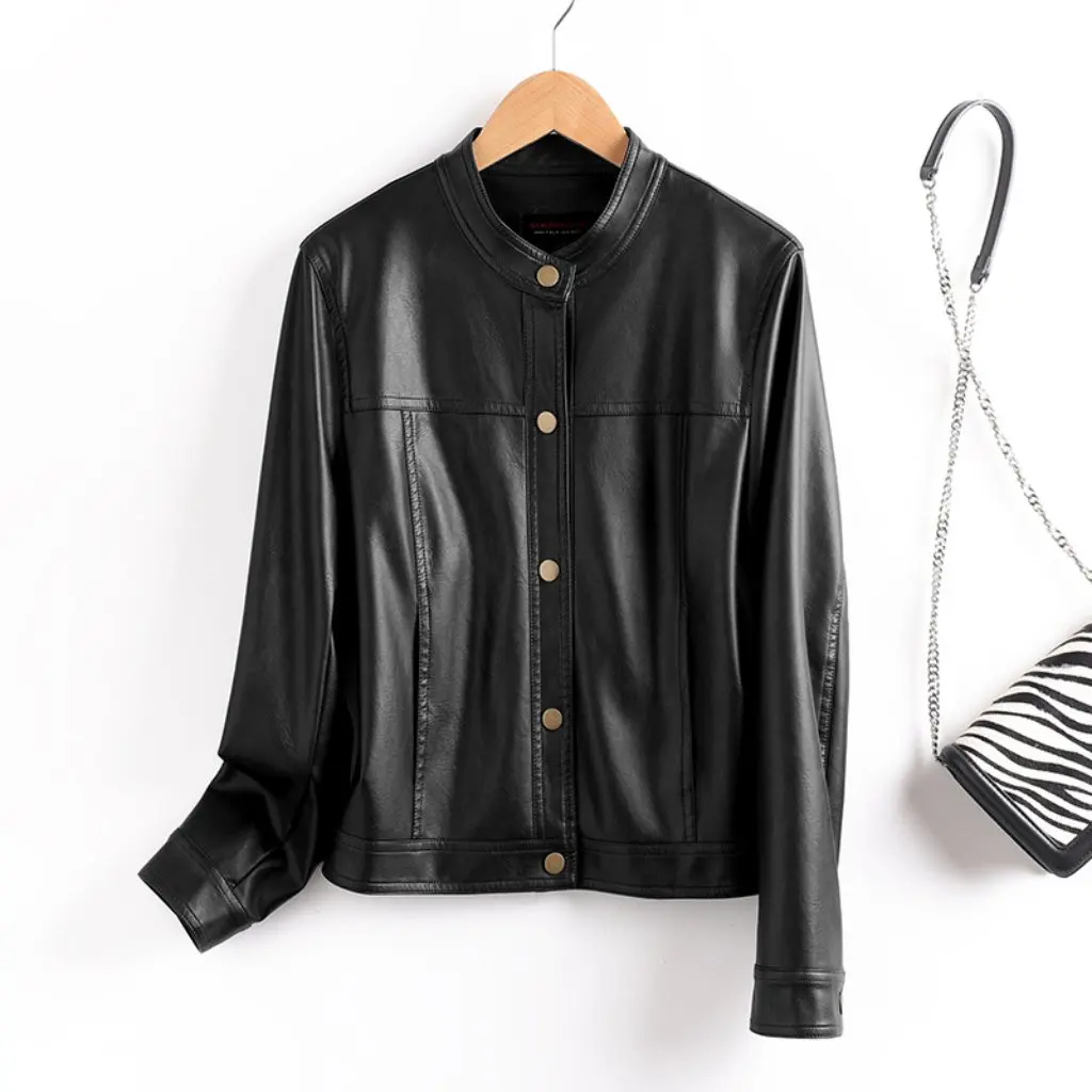 女性の PU レザー ジャケット ラウンドネック カジュアル トップ 春秋 ファッション 海寧レザー 新しいスタイル 501