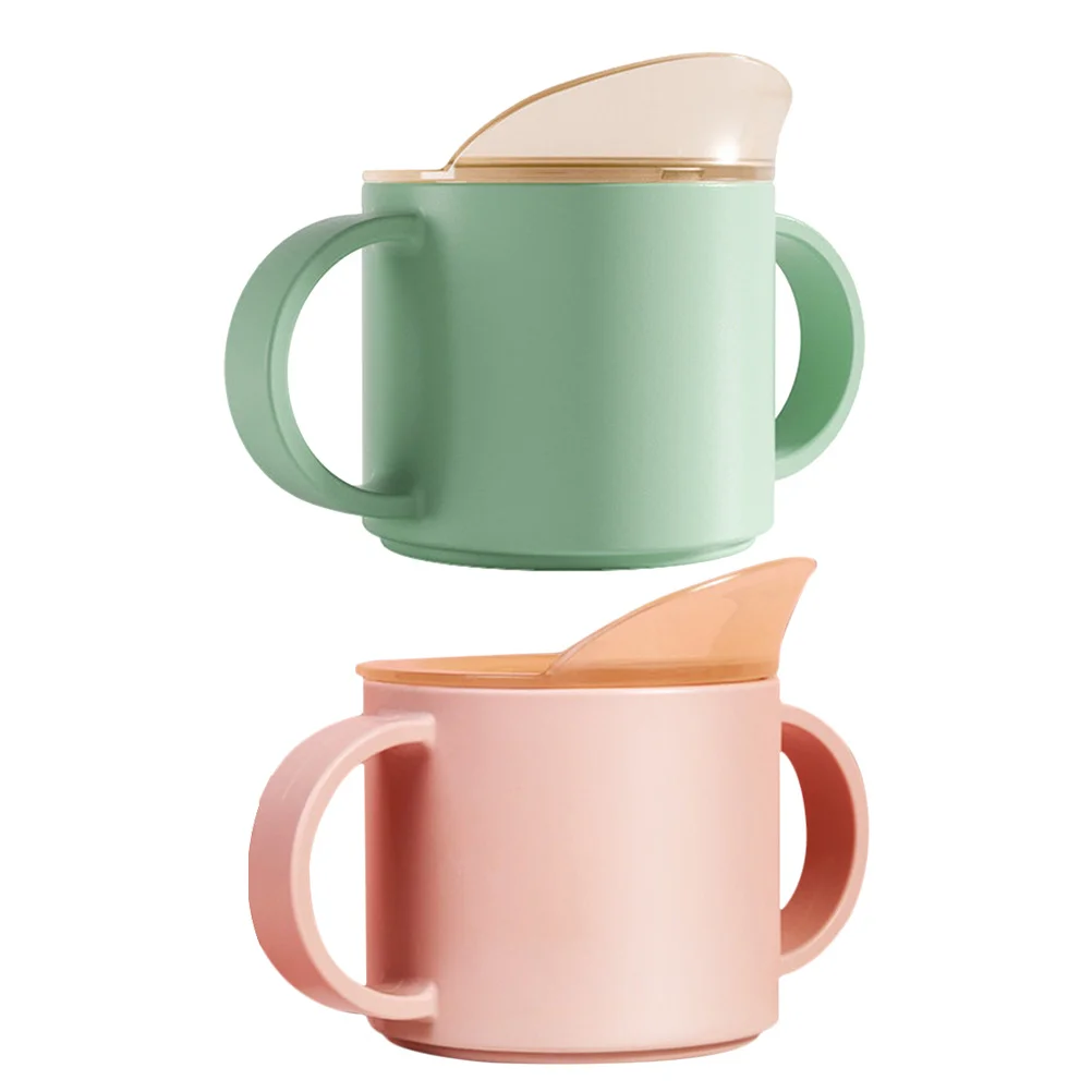 قطعتان من أكواب الأطفال الصغار بمقبض مريح من السيليكون كوب ماء للأطفال للتدريب على شرب كوب ماء للأطفال الصغار