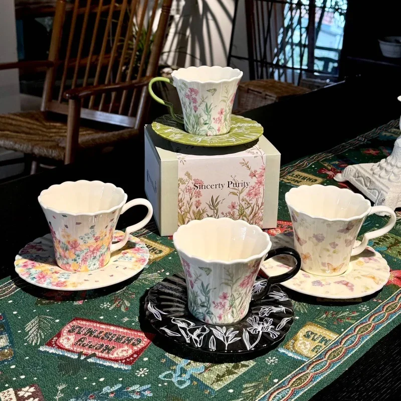 Vintage Ceramic Coffee Cup and Saucer Set 230ml Butterfly Floral Printed Porcelain Tea Mug For Home Office Afternoon Tea