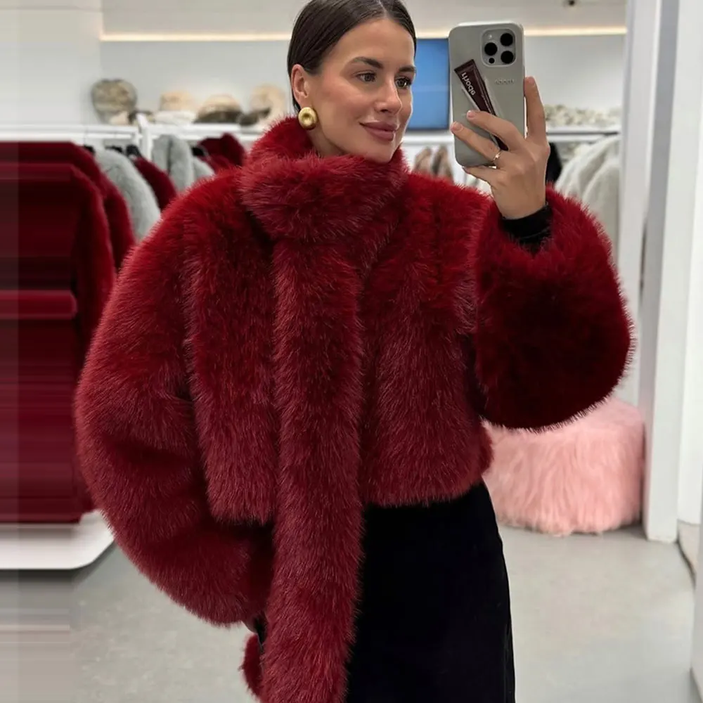 2025 겨울 여성 레드 인조 모피 재킷 시크한 소녀 패션 스트리트웨어 두꺼운 따뜻한 라운드 넥 폭스 퍼 코트 아우터웨어