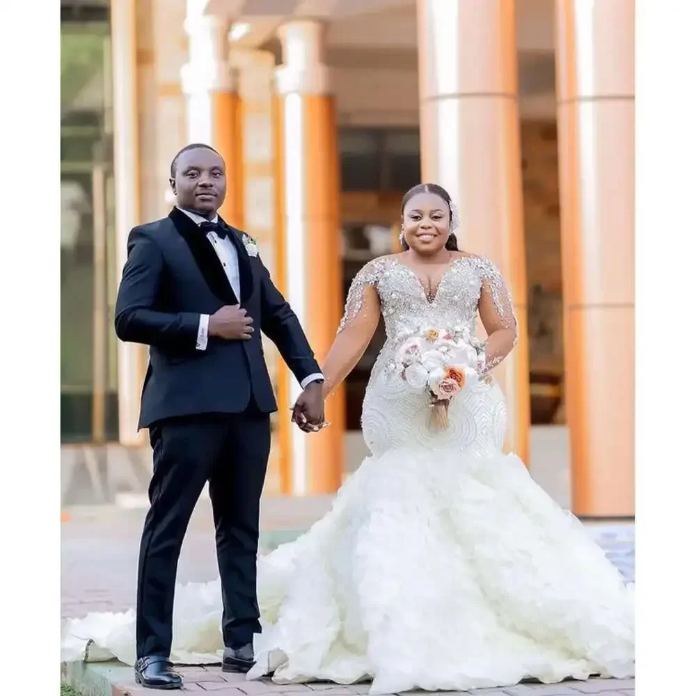Customized  O-Neck Shinny Full Pearls Sequins Wedding Dress  Robes De Mariee Full Sleeves Plus Size Aso Ebi  Bridal Gowns