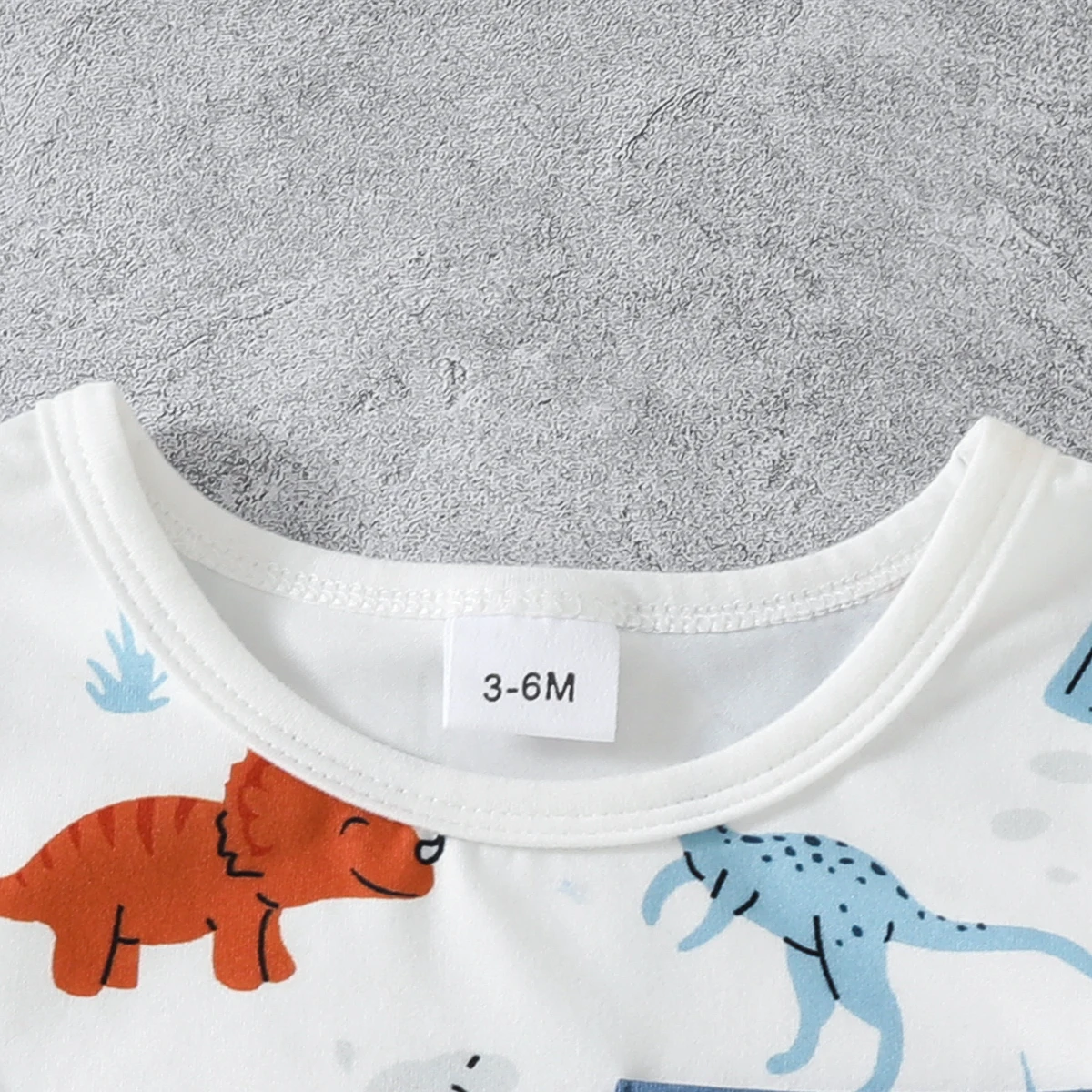 Baby boy set dinosaur print T-shirt top with fake knot decoration pocket shorts cute casual summer two-piece set