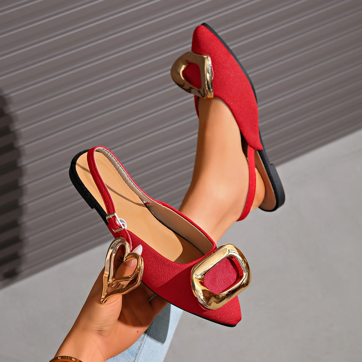 

2025 Summer Women Flats Shoes Fashion Pointed Toe Shallow Slip on Elegant Loafers Slingback Thin Med Heel Dress Mules Sneakers