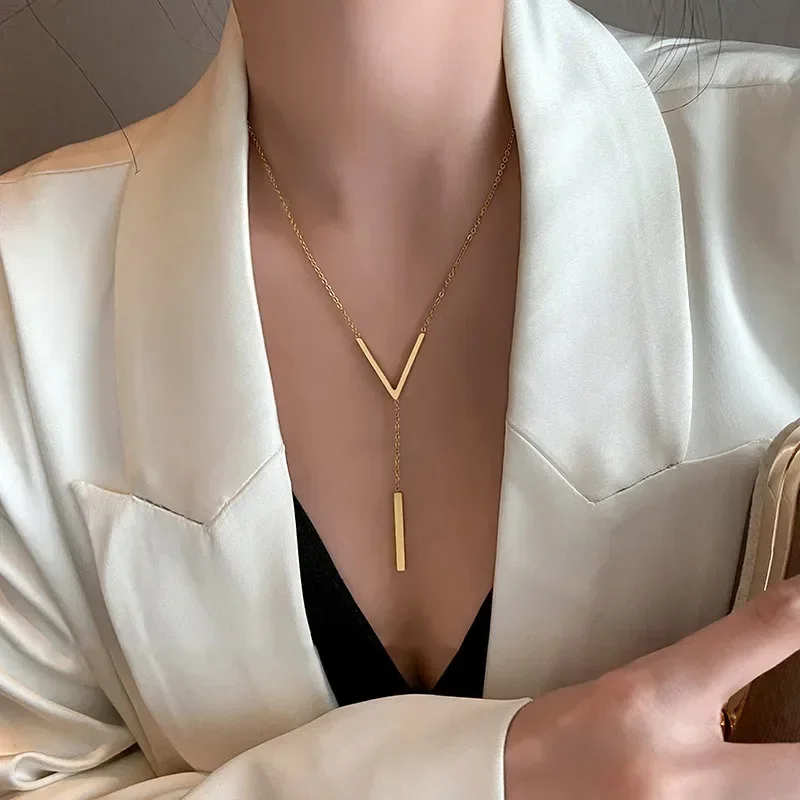 Luxury Trendy Long Tassel Geometry Square Pendant Necklace for Women Classic V Letter Chokers Stainless Steel Jewelry Colorfast