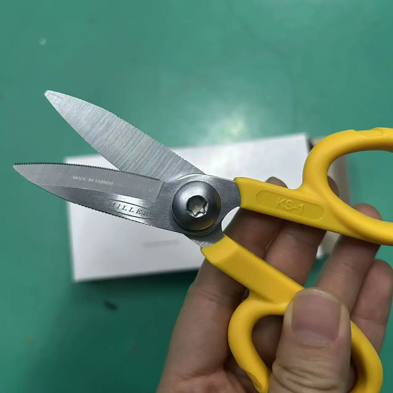 

Original Miller KS-1 Kevlar Shears 80671 Optical Fiber Cable kevlar scissors kevlar cutter FTTH tools