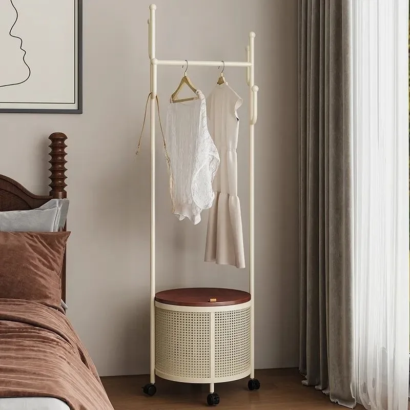 

Cream coat rack floor-to-ceiling Japanese bedroom mobile clothes