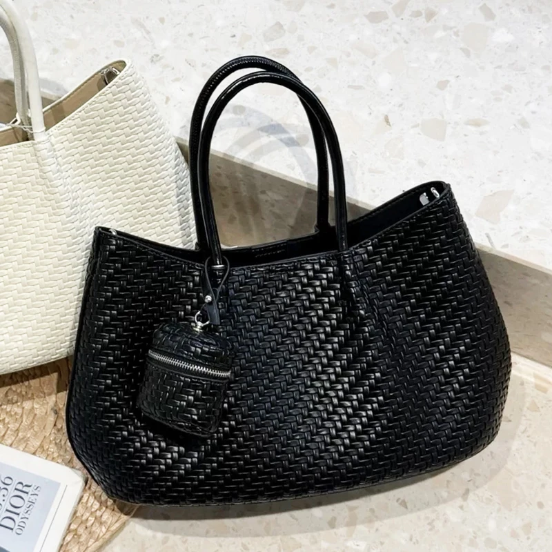 

Сумки-тоут ручной работы с перекрестным плетением для женщин, дизайнерские люксовые сумки-клатчи 2026 года, новинка из ПУ с верхней ручкой и мини-карманом, на плечо/подмышку