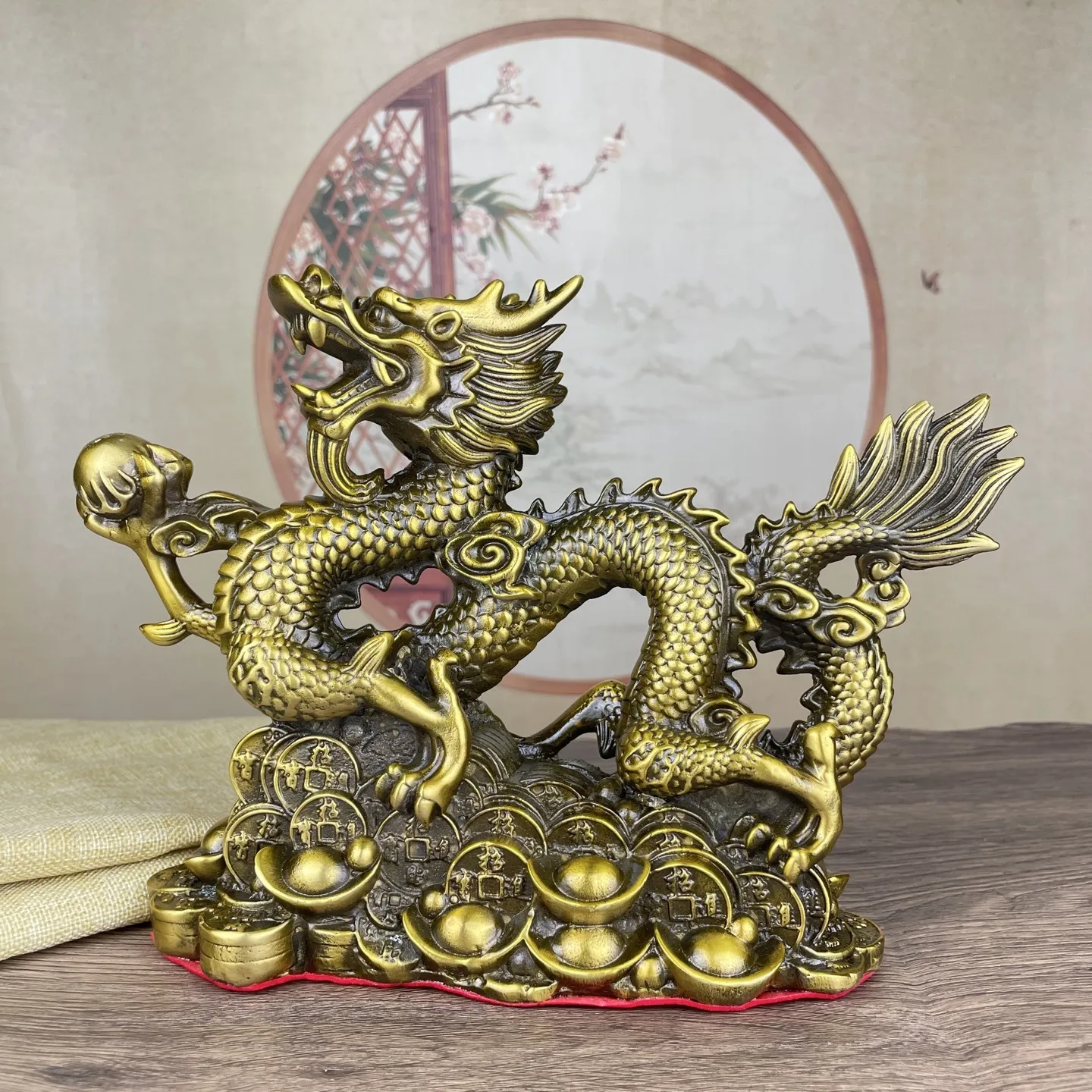 

Brass Golden Dragon Decorative Statue Feng Shui Zhaocai Yuanbao Dragon Art Sculpture Modern Home Metal Decorative Sculpture