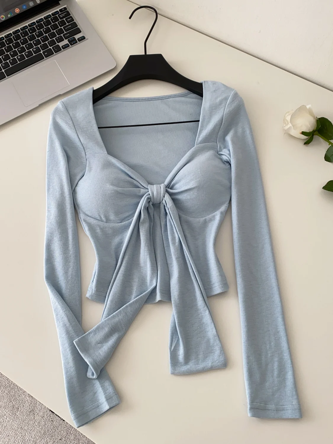 

Женская трикотажная футболка в корейском стиле с длинным рукавом, дышащая, свободного кроя, с эффектом похудения, с завязками, приятная к телу