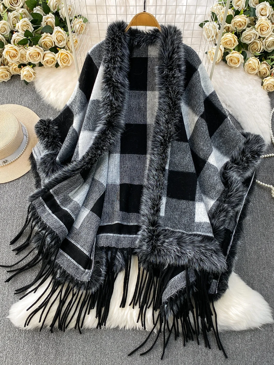 

Faionable Heavyweight Tweed awl Coat Women Winter Mid-Length Plaid Fringed Wrap Outerwear French Sle Loose Fit Warmth