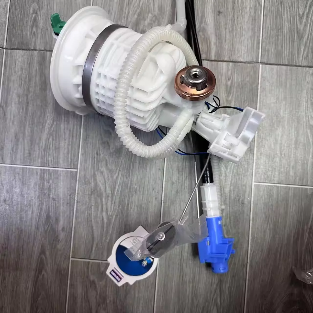 

Fuel Pump Assembly 16112755084 16112755085 for 2007-2015 Bmw Mini Fuel Filter
