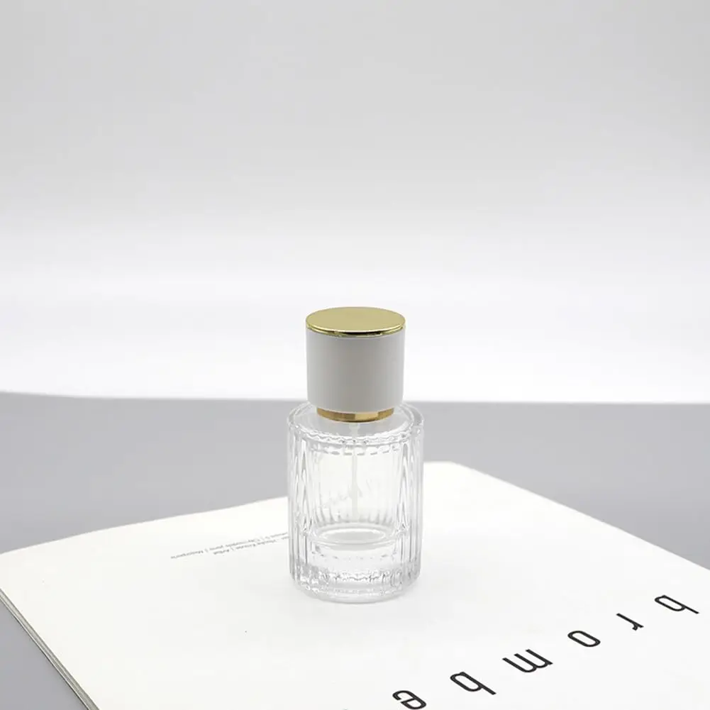4 Uds. Botella de viaje de 30Ml, botellas vacías rellenables con pulverizador de Perfume, atomizador de Perfume de vidrio, elementos esenciales de viaje para artículos de tocador cosméticos