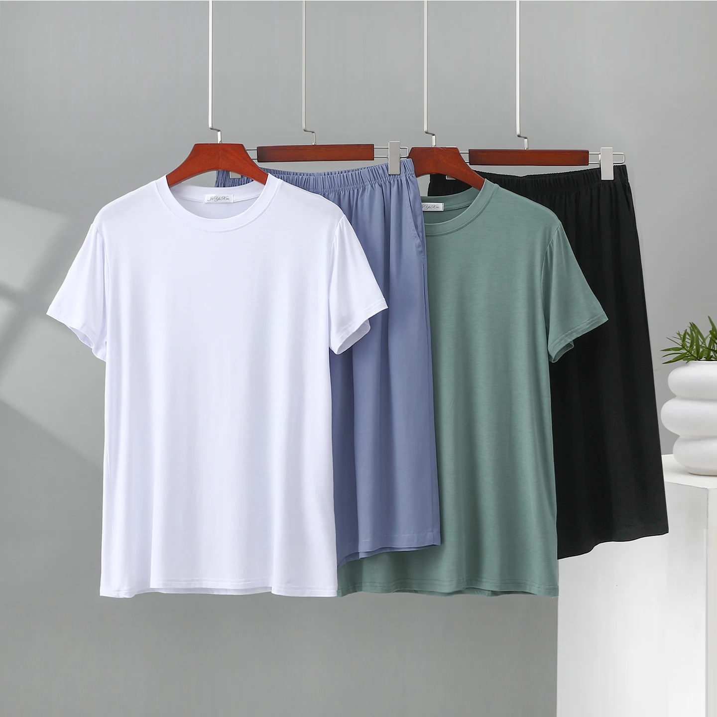 Men's Modal Short Sleeve Five-Point Shorts Set Summer Large Size T-Shirt Home Clothes Sleepwear Two-Piece Set Comfortable Bre...