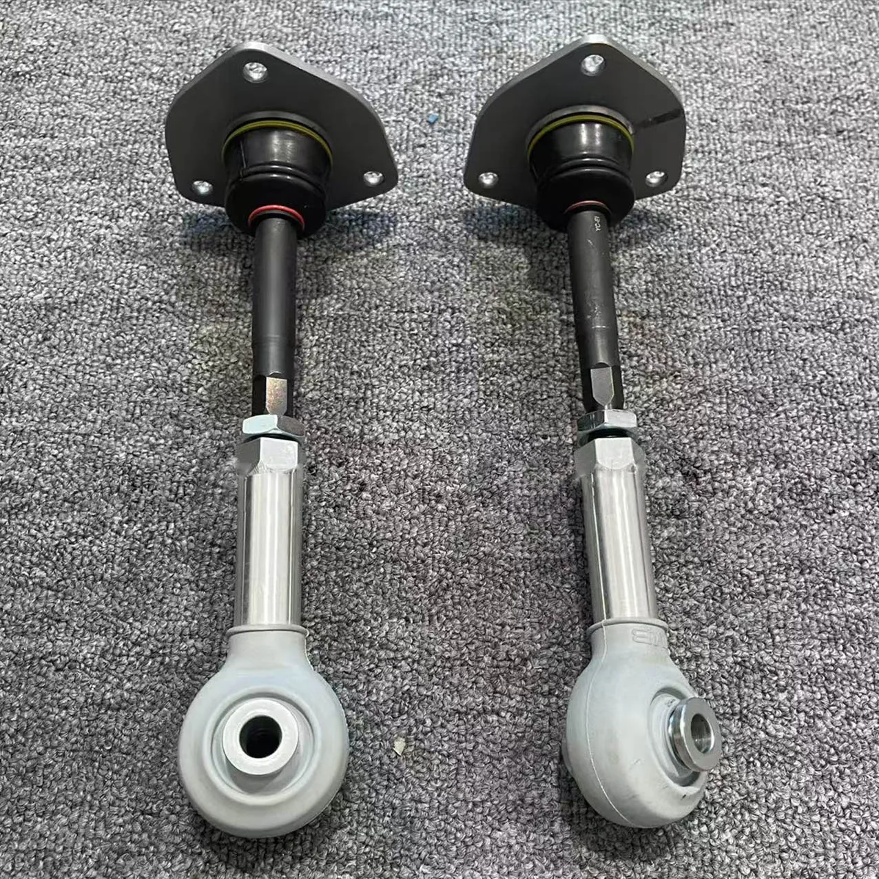 

2PCS Rear Suspension Complete Tie Rods Assembly For Ferrari 360 F430 599 612 194791 175875