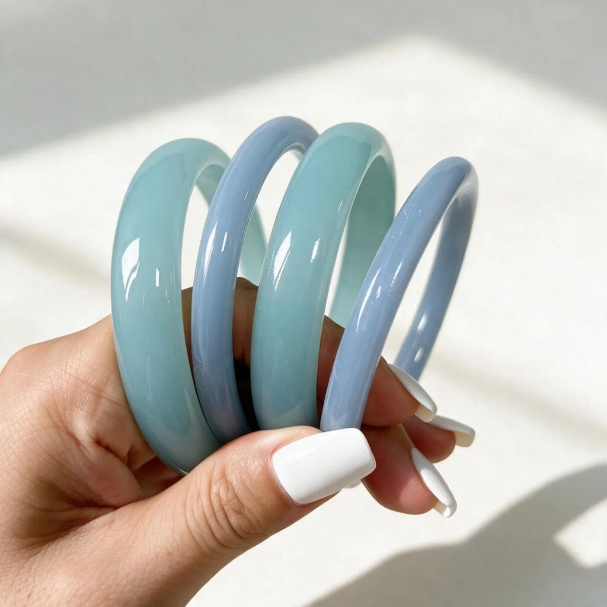4pc Punk Stackable Resin Acrylic Round Bracelet Set for Women