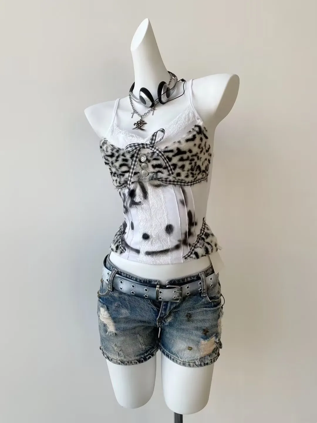 خمر هوتي الرسن تانك القمم ثقافة فرعية ليوبارد المرقعة سترة المرأة Kawaii هريرة طباعة سليم Y2K المحاصيل القمم ملابس حريمي