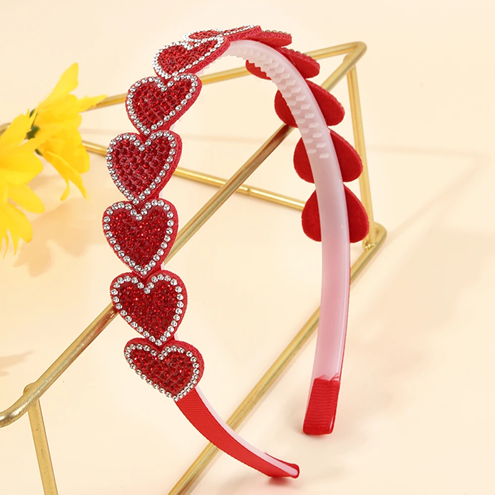 

Sparkly Heart-Shaped Rhinestone Headband Adorable Valentine's Day Theme Hair Accessory For Cute Hairstyle Perfect Gift For Women