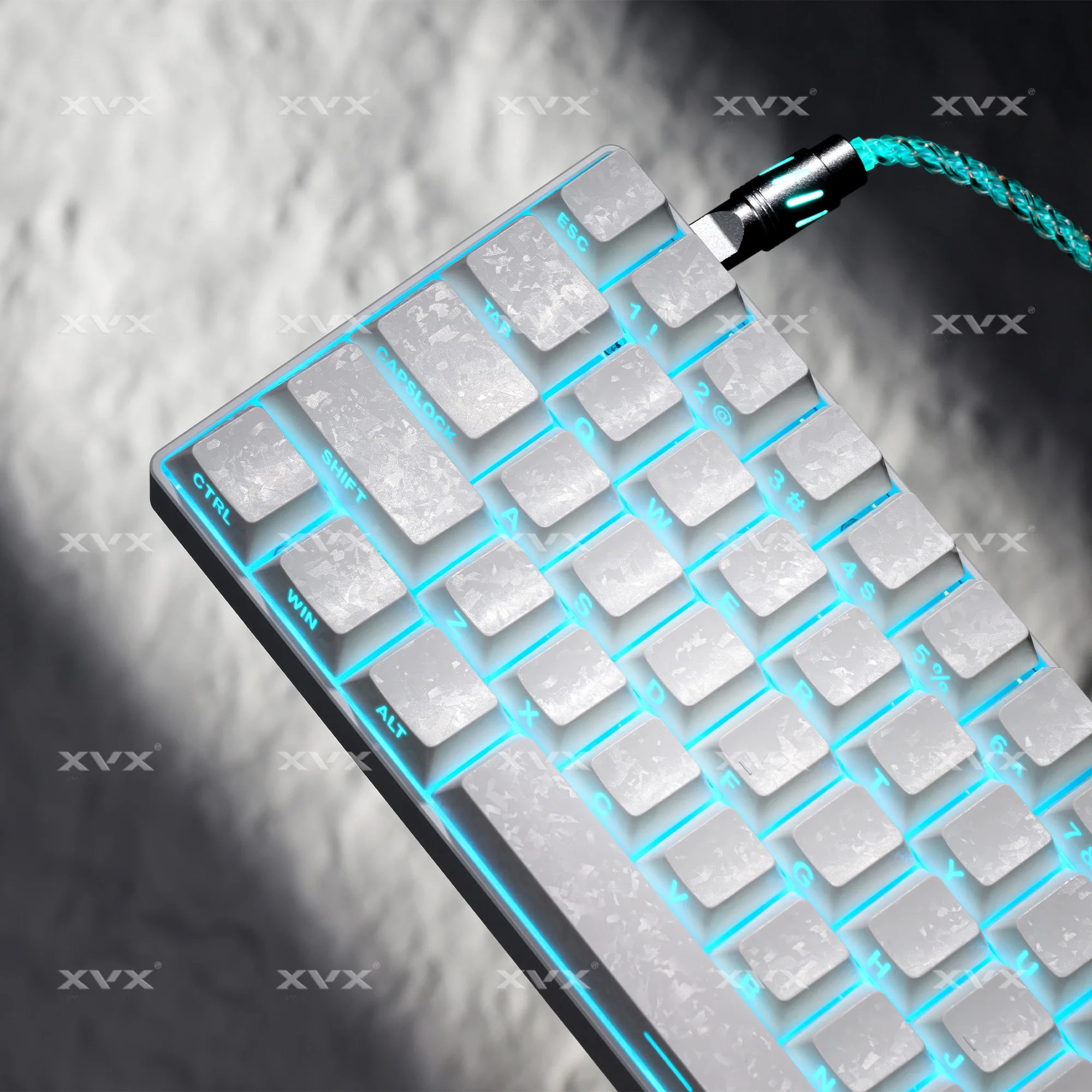 

Колпачки для клавиш XVX White Forged Carbon с боковой печатью, PBT, с подсветкой, профиль Cherry, для клавиатур 61/68/87/100, 140 клавиш